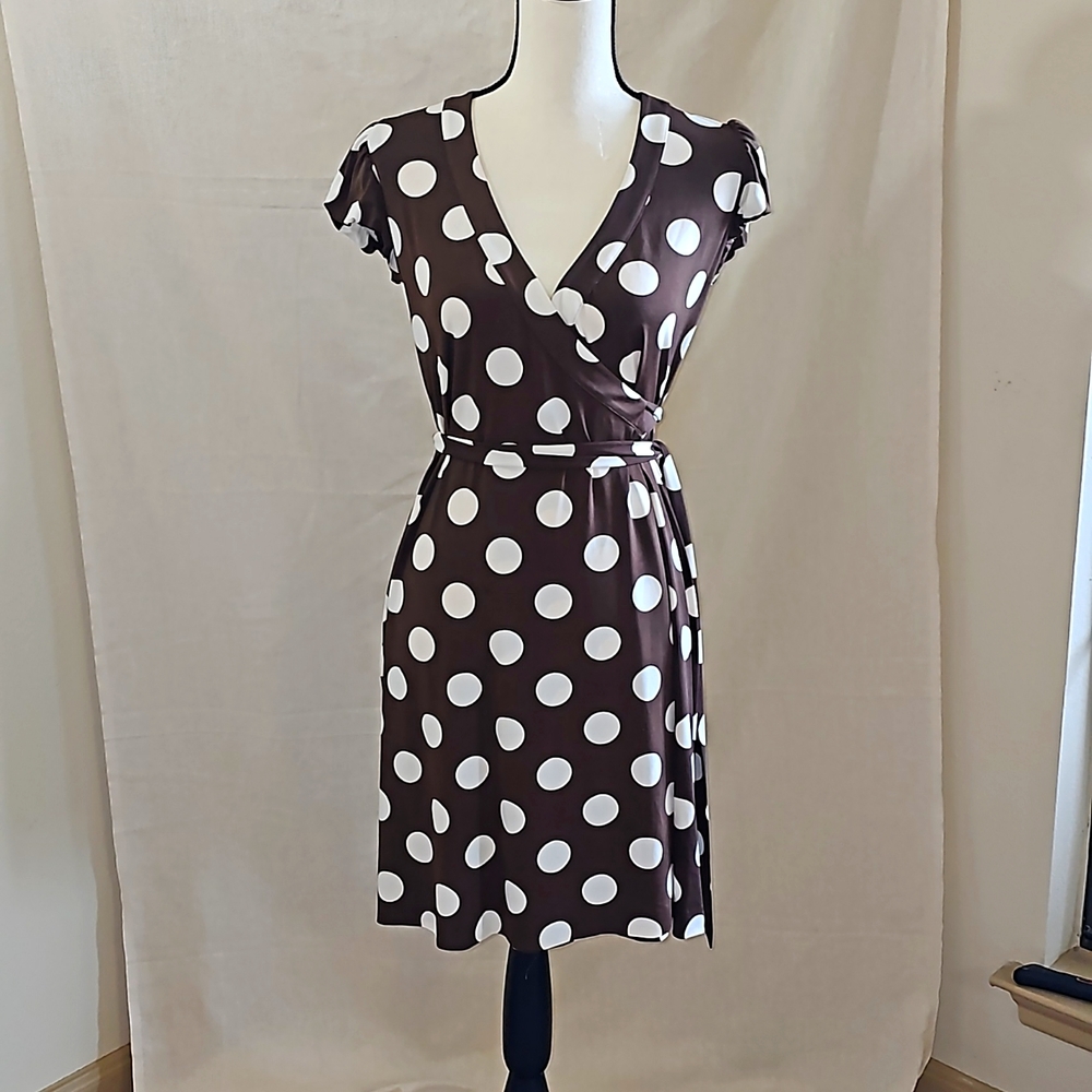 Brown polka-dot stretch-knit wrap dress